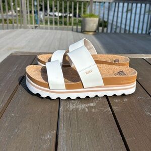 Reef Cushion Vista Hi Women’s Sandal Size 8